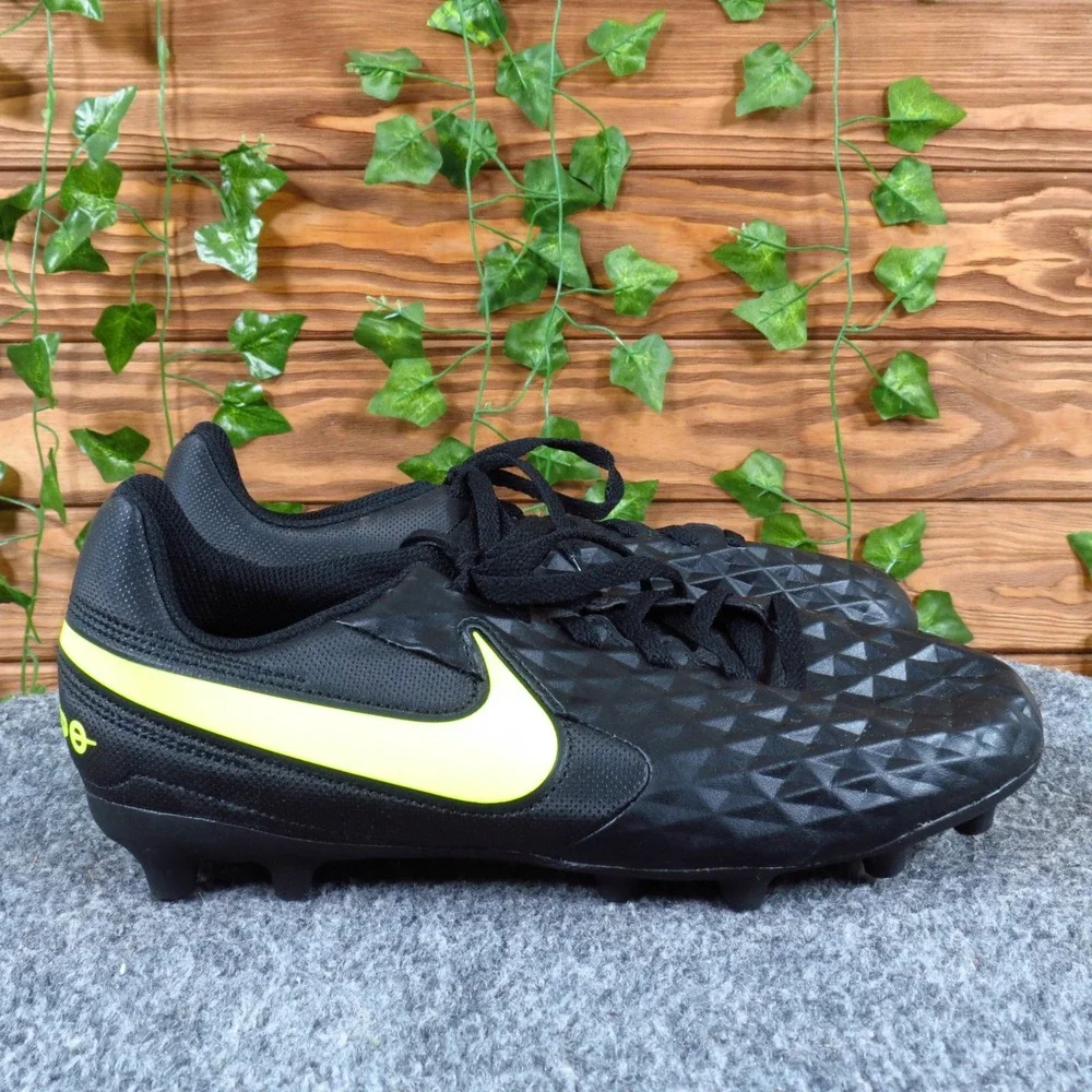 Nike Tiempo Legend 8 Club Kids Soccer Cleats Size 5.5Y Athletic Black Volt